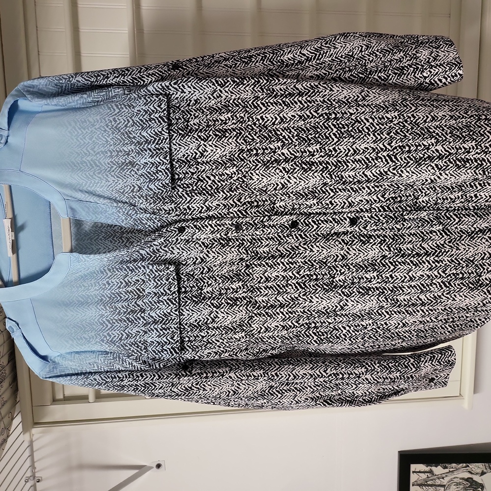 Size medium Calvin Klein button front shirt